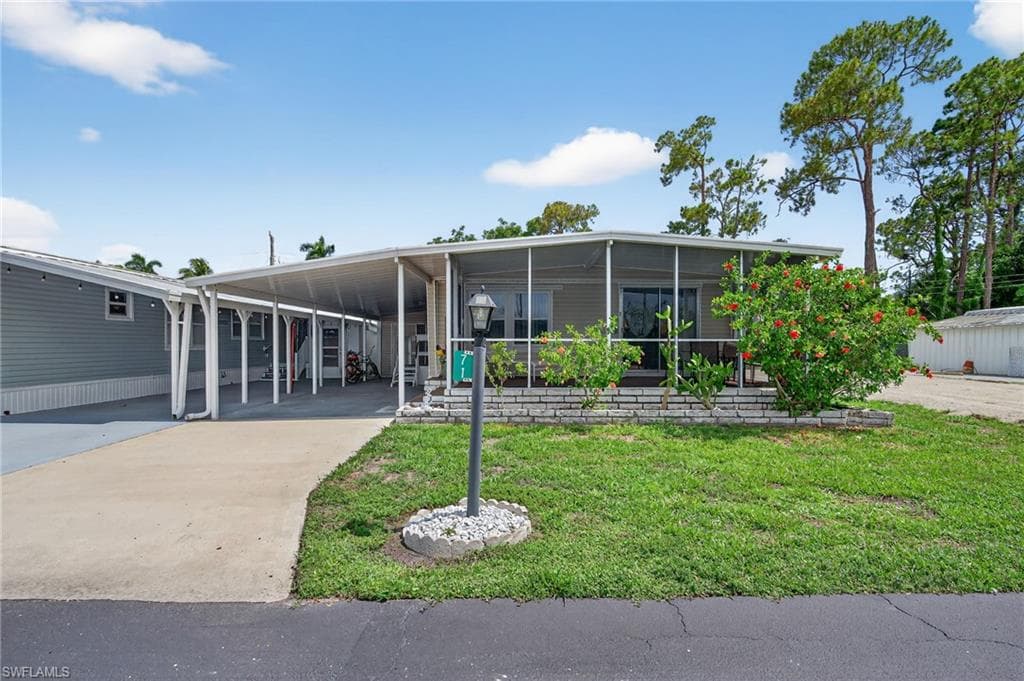 71 Enchanting BLVD # E71, NAPLES FL 34112-2