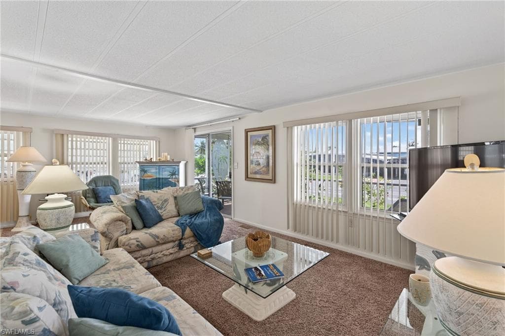 71 Enchanting BLVD # E71, NAPLES FL 34112-4