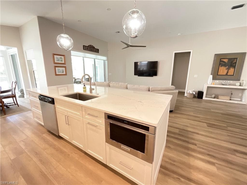 1709 MARSH RUN, NAPLES FL 34109-3