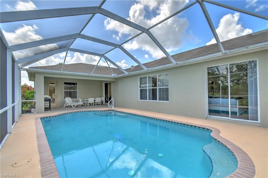 599 Genevieve DR, LEHIGH ACRES FL 33936-37