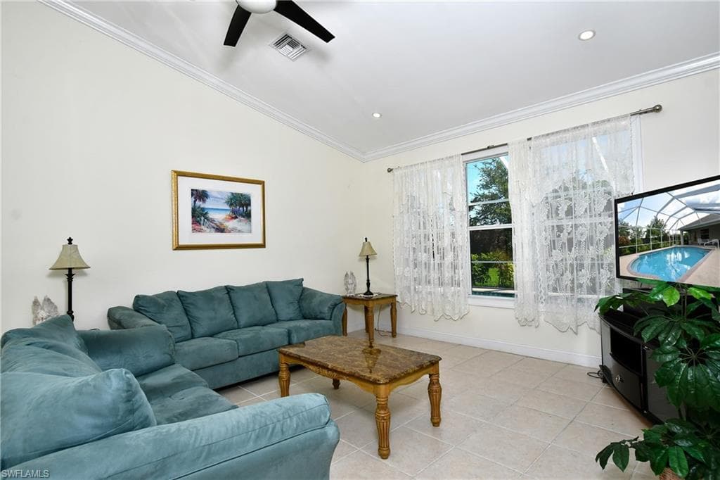 599 Genevieve DR, LEHIGH ACRES FL 33936-9