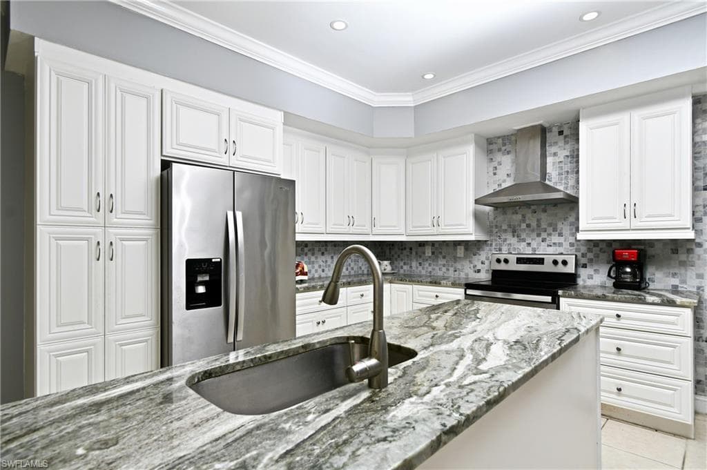 599 Genevieve DR, LEHIGH ACRES FL 33936-18