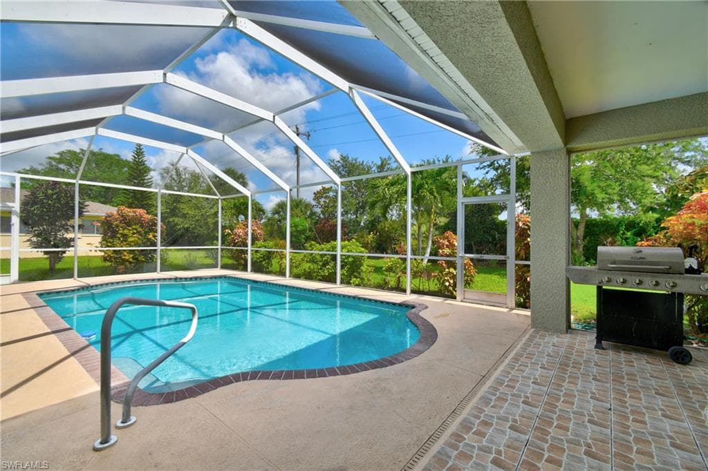 599 Genevieve DR, LEHIGH ACRES FL 33936-34