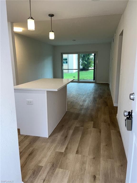 16881 Davis RD # 713, FORT MYERS FL 33908-2