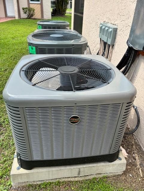 16881 Davis RD # 713, FORT MYERS FL 33908-23