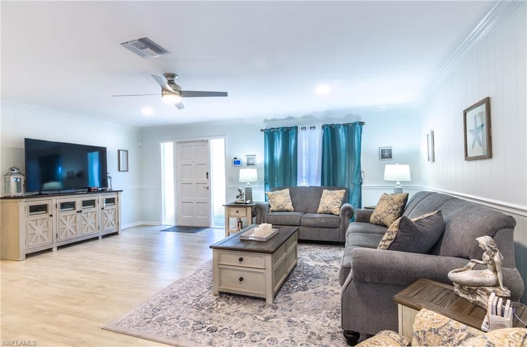 28 Constitution DR, NAPLES FL 34112-12