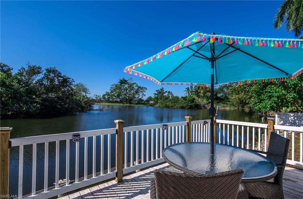 28 Constitution DR, NAPLES FL 34112-6