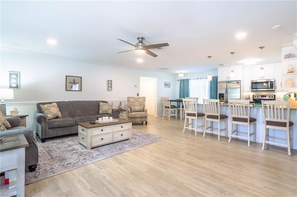 28 Constitution DR, NAPLES FL 34112-14