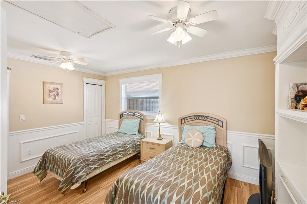 770 93rd AVE N, NAPLES FL 34108-5