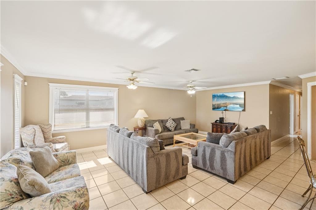 770 93rd AVE N, NAPLES FL 34108-19