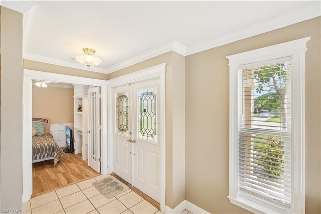 770 93rd AVE N, NAPLES FL 34108-18