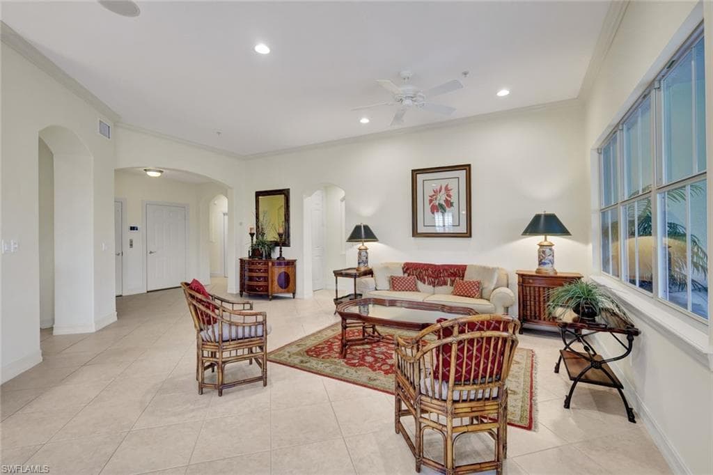 2830 Tiburon BLVD E # 103, NAPLES FL 34109-9