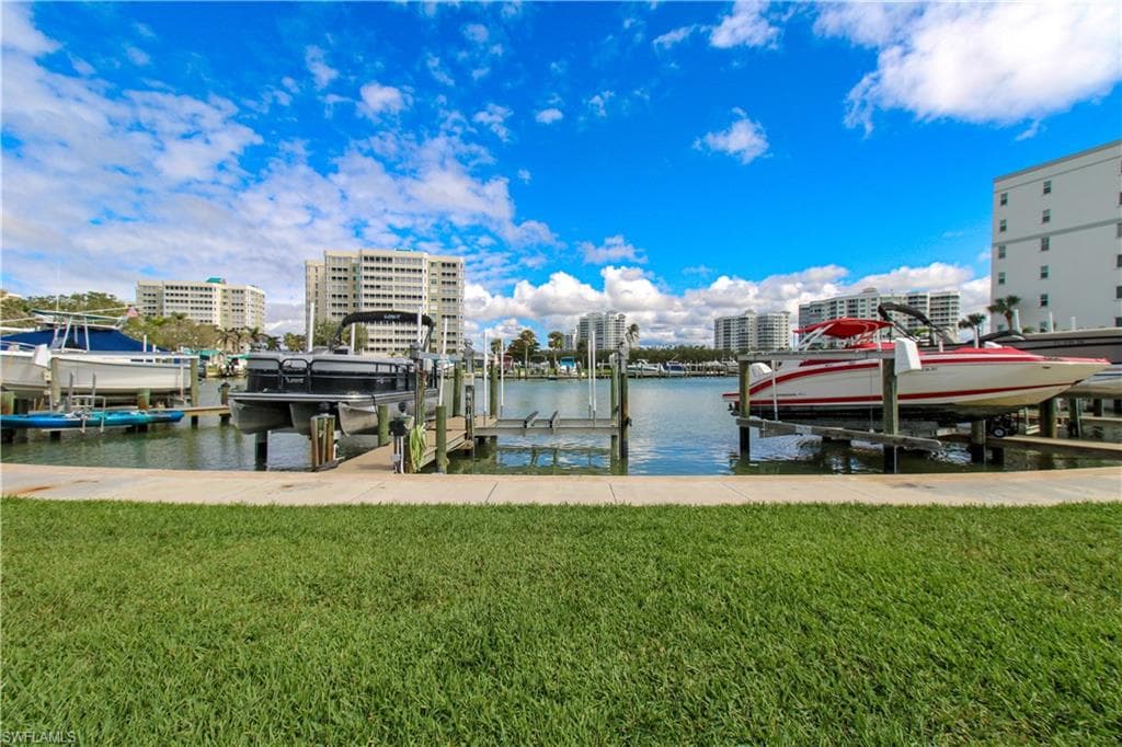 1 Bluebill AVE # 501, NAPLES FL 34108-34
