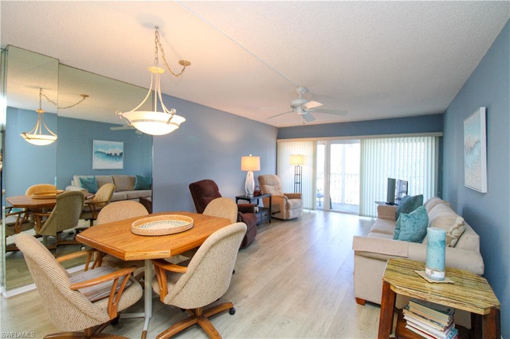 1 Bluebill AVE # 501, NAPLES FL 34108-7