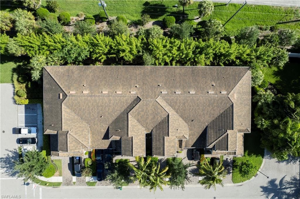 2343 Sheen LN # 401, NAPLES FL 34120-33