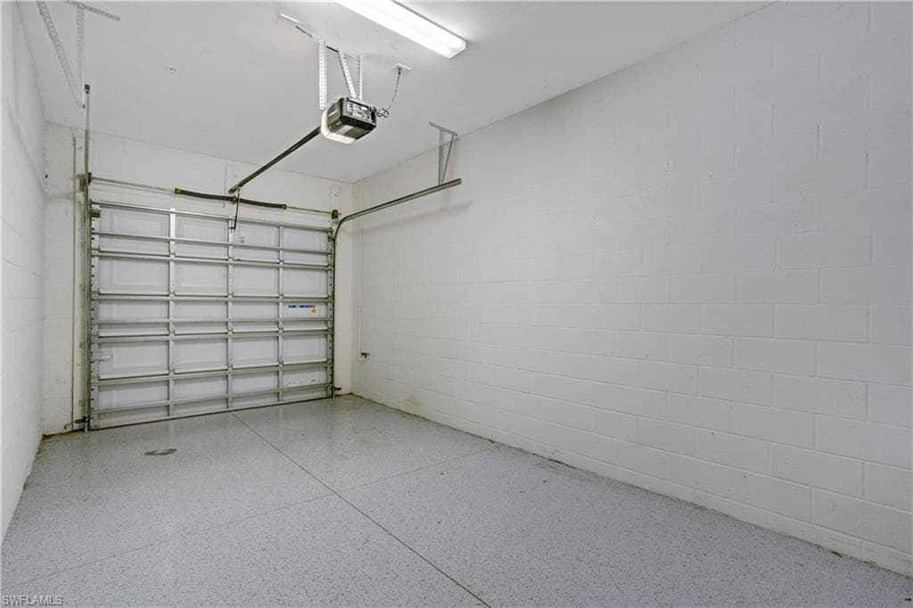 2343 Sheen LN # 401, NAPLES FL 34120-17