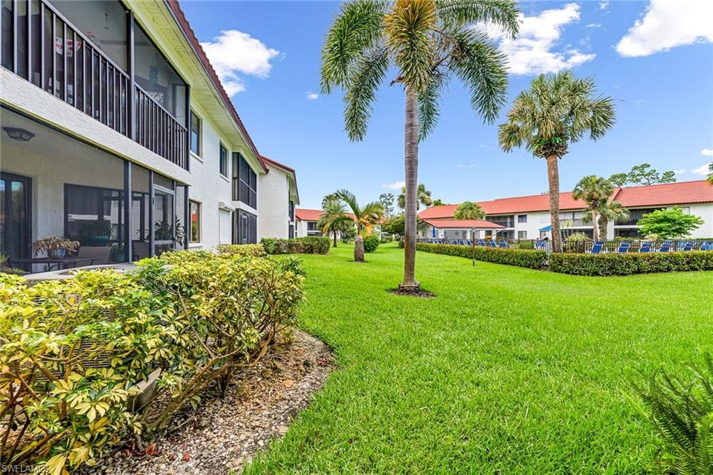 4983 Pepper CIR # H206, NAPLES FL 34113-24