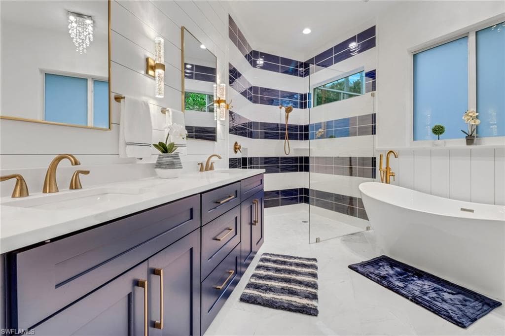 1106 Jardin DR, NAPLES FL 34104-15