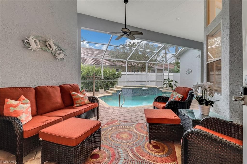 1106 Jardin DR, NAPLES FL 34104-23