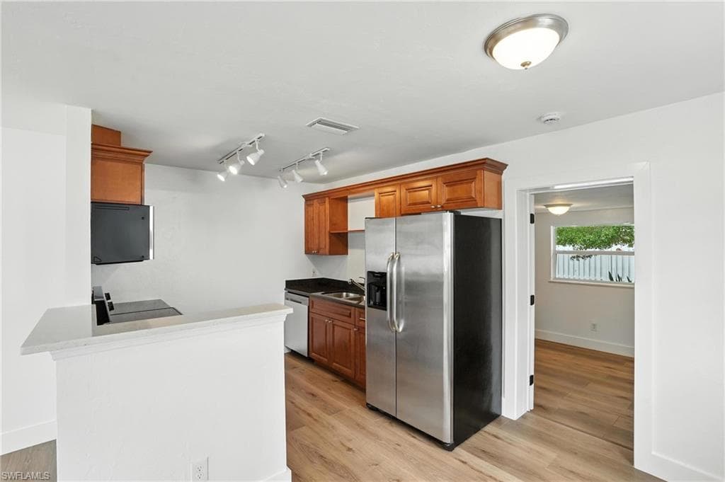 1336 Highlands DR, NAPLES FL 34103-10