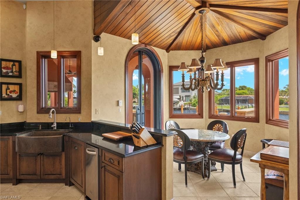 841 Cypress Lake CIR-9