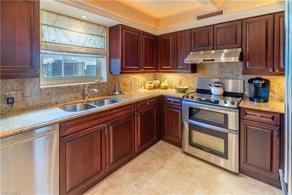 10701 Gulf Shore DR # 1002, NAPLES FL 34108-13