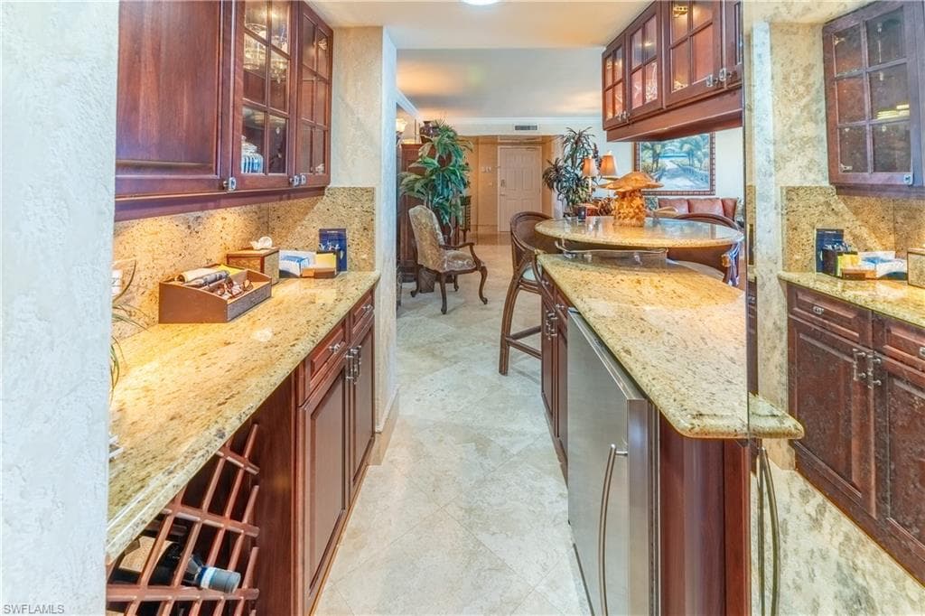 10701 Gulf Shore DR # 1002, NAPLES FL 34108-14