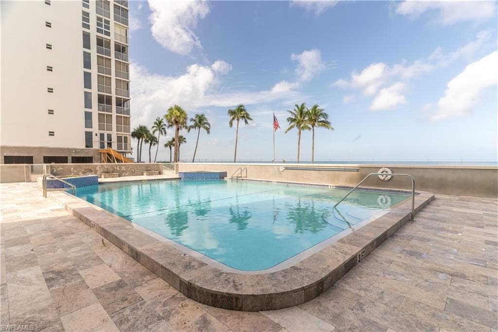 10701 Gulf Shore DR # 1002, NAPLES FL 34108-28