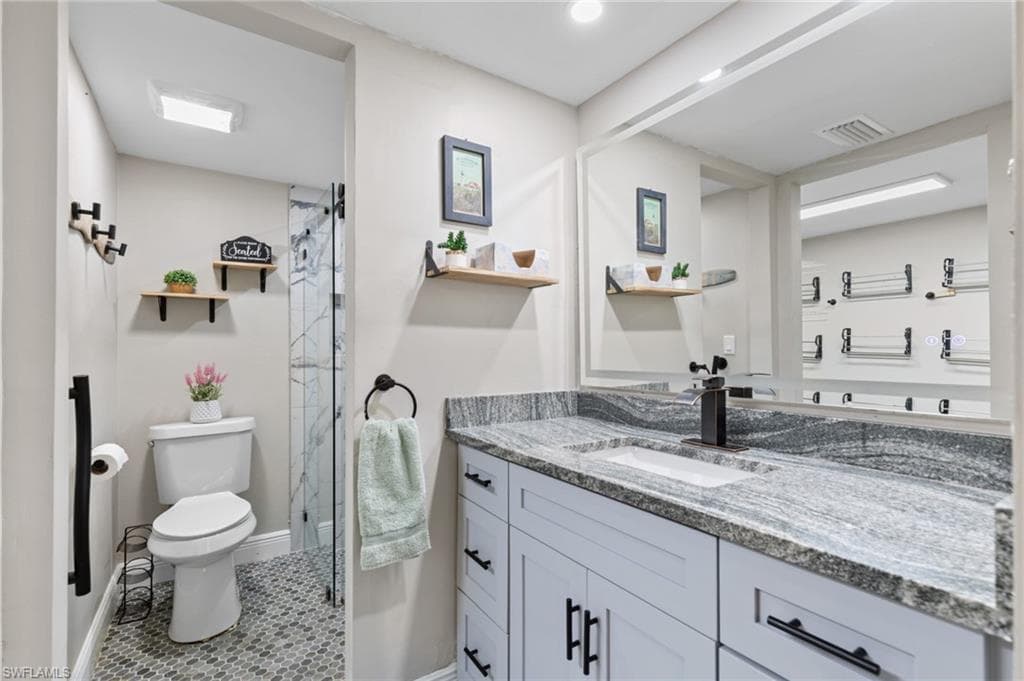 15320 Moonraker CT 206-21