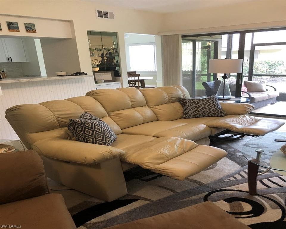 64 4th ST # B101, BONITA SPRINGS FL 34134-17