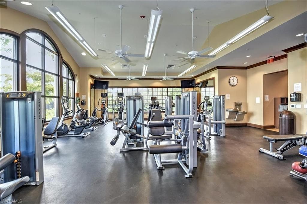 8070 Calle Canovas ST, NAPLES FL 34114-25