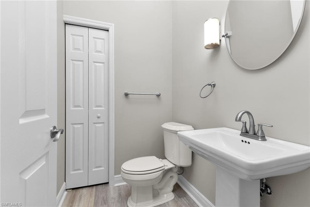 4975 Mederia LN, ESTERO FL 33928-15