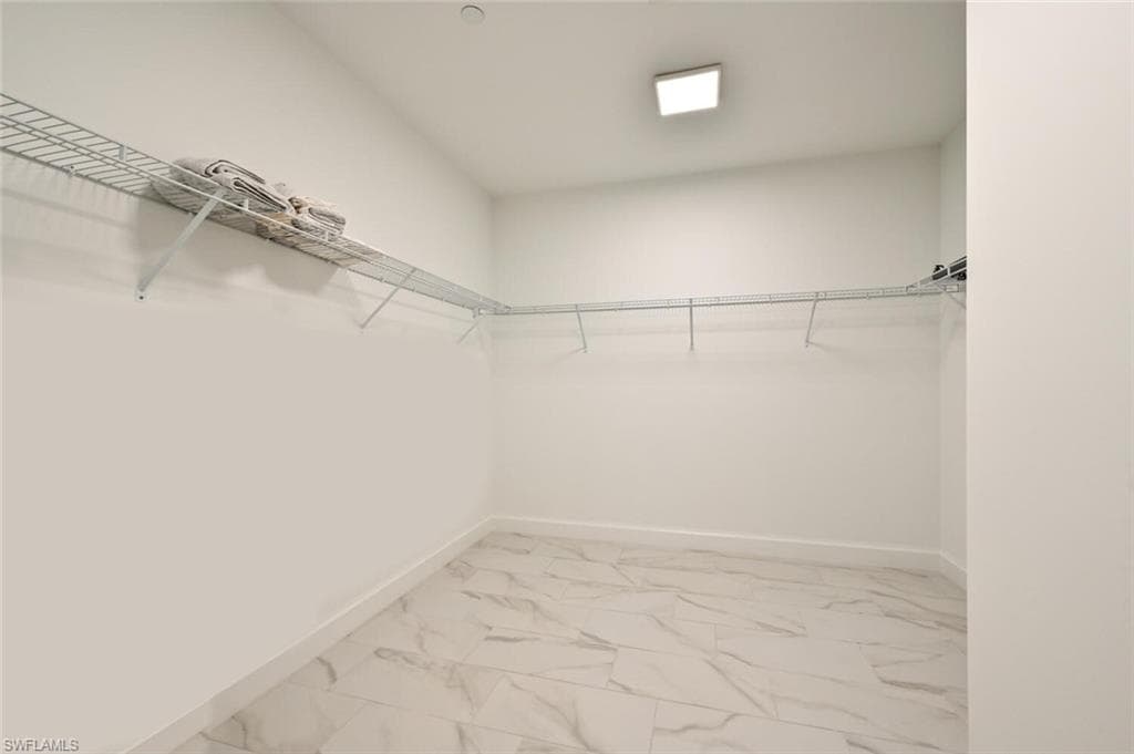 1115 Central AVE # 243, NAPLES FL 34102-19