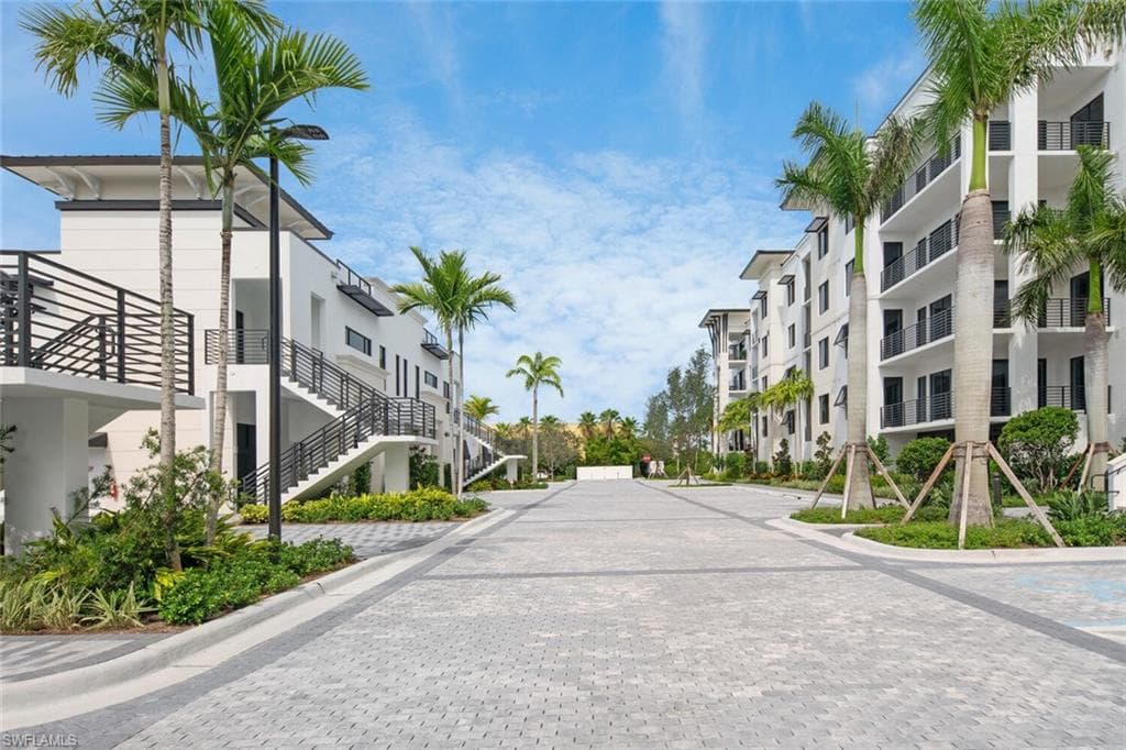 1115 Central AVE # 243, NAPLES FL 34102-28