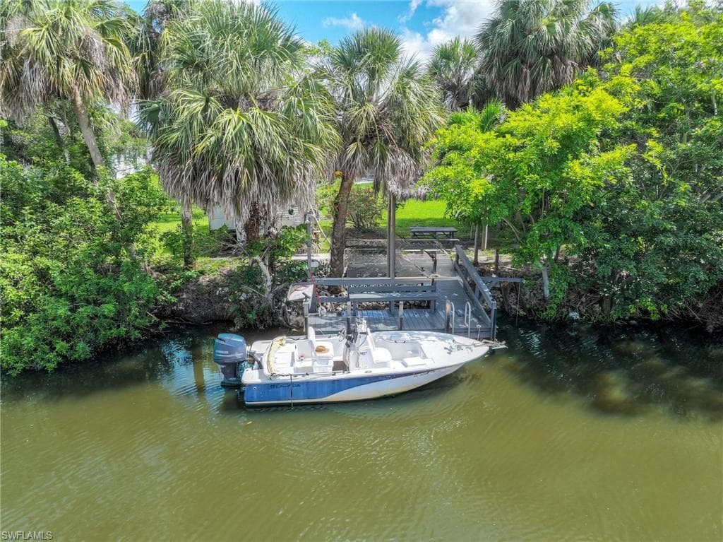 116 Sharwood DR, NAPLES FL 34110-32