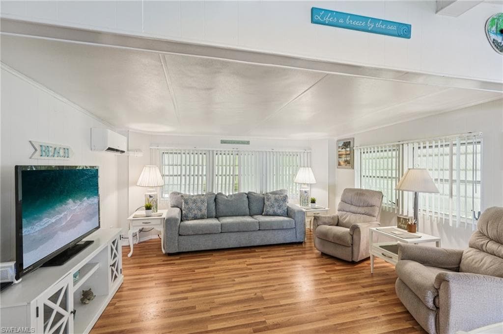 104 Willow LN # 30, NAPLES FL 34114-7
