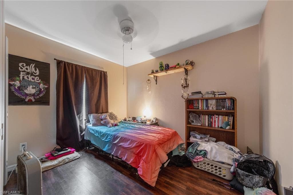 718 Fargo DR, FORT MYERS FL 33913-16