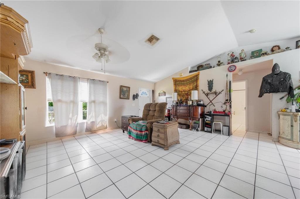 718 Fargo DR, FORT MYERS FL 33913-19