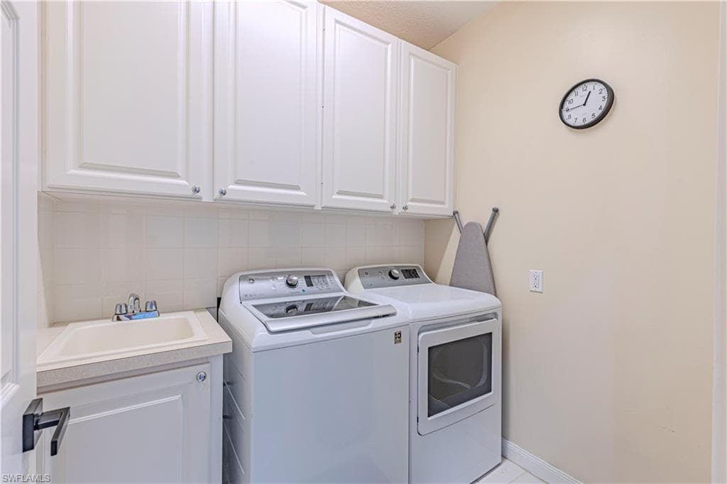 28572 Alessandria CIR SW, BONITA SPRINGS FL 34135-19