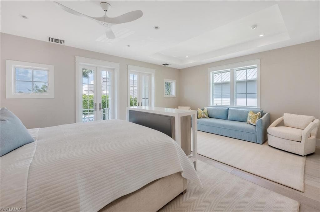 237 13th ST S, NAPLES FL 34102-17