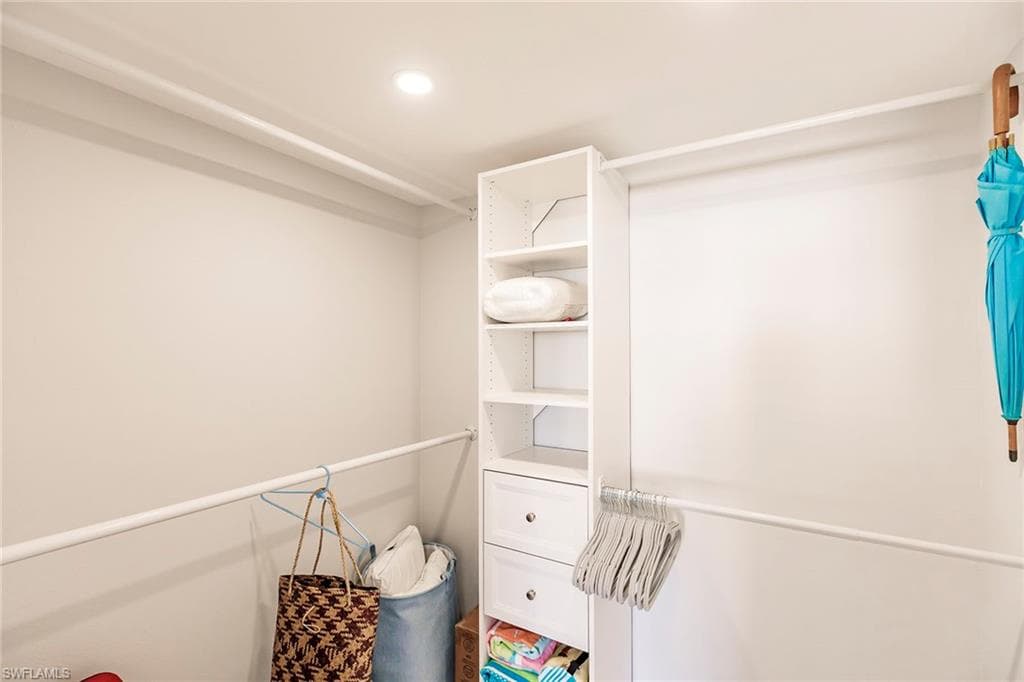 4001 Gulf Shore BLVD N # 1104, NAPLES FL 34103-25