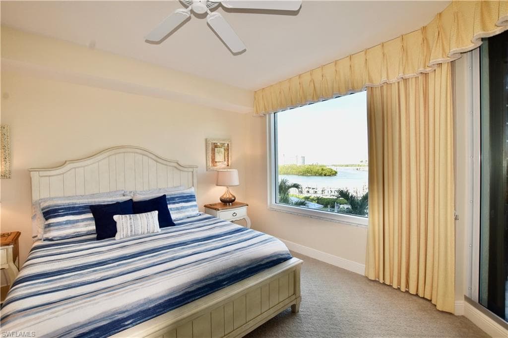 430 Cove Tower DR # 302, NAPLES FL 34110-11