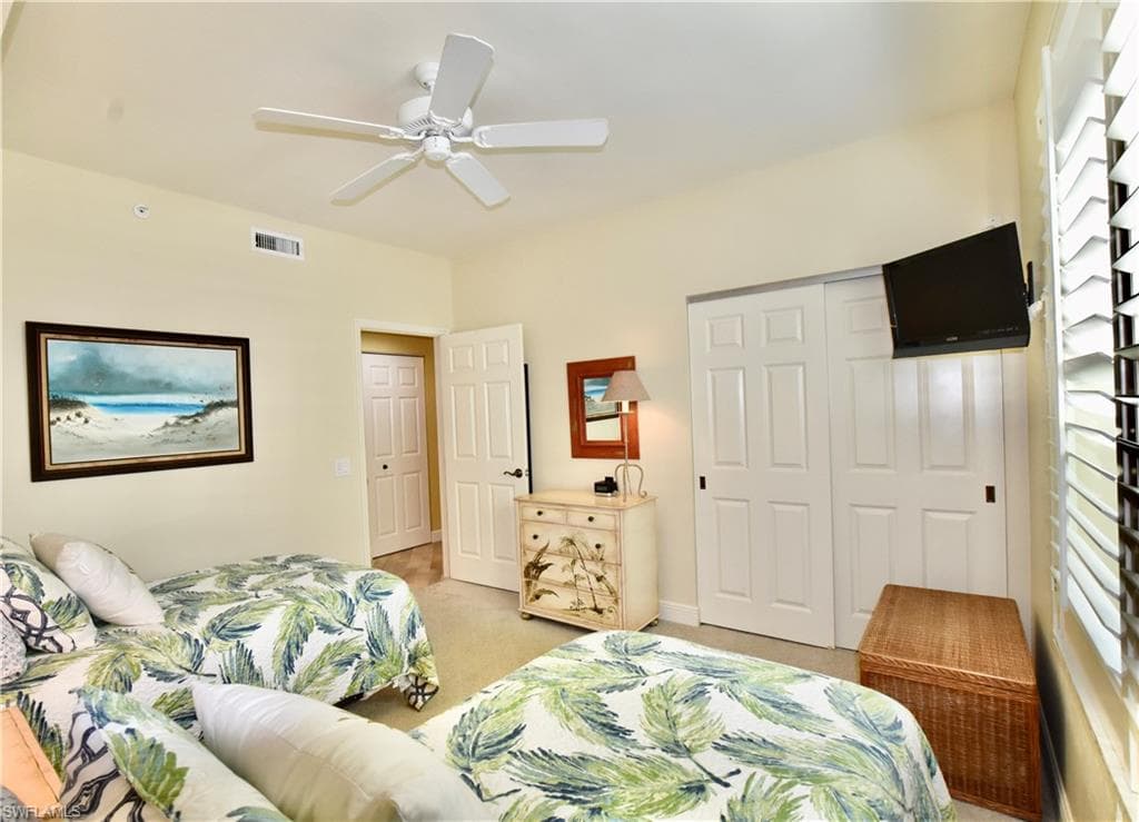 430 Cove Tower DR # 302, NAPLES FL 34110-20