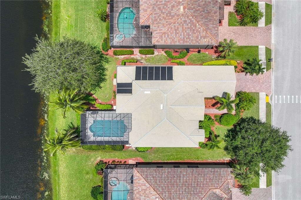 3820 Ruby WAY-34