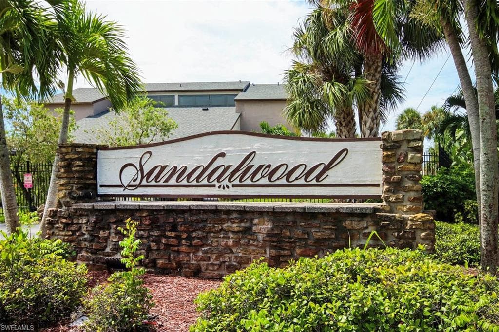 8849 Somerset BLVD, FORT MYERS FL 33919-25