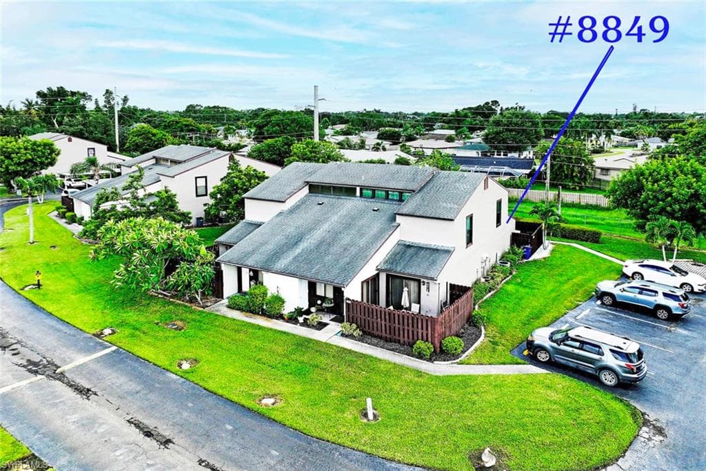 8849 Somerset BLVD, FORT MYERS FL 33919-27