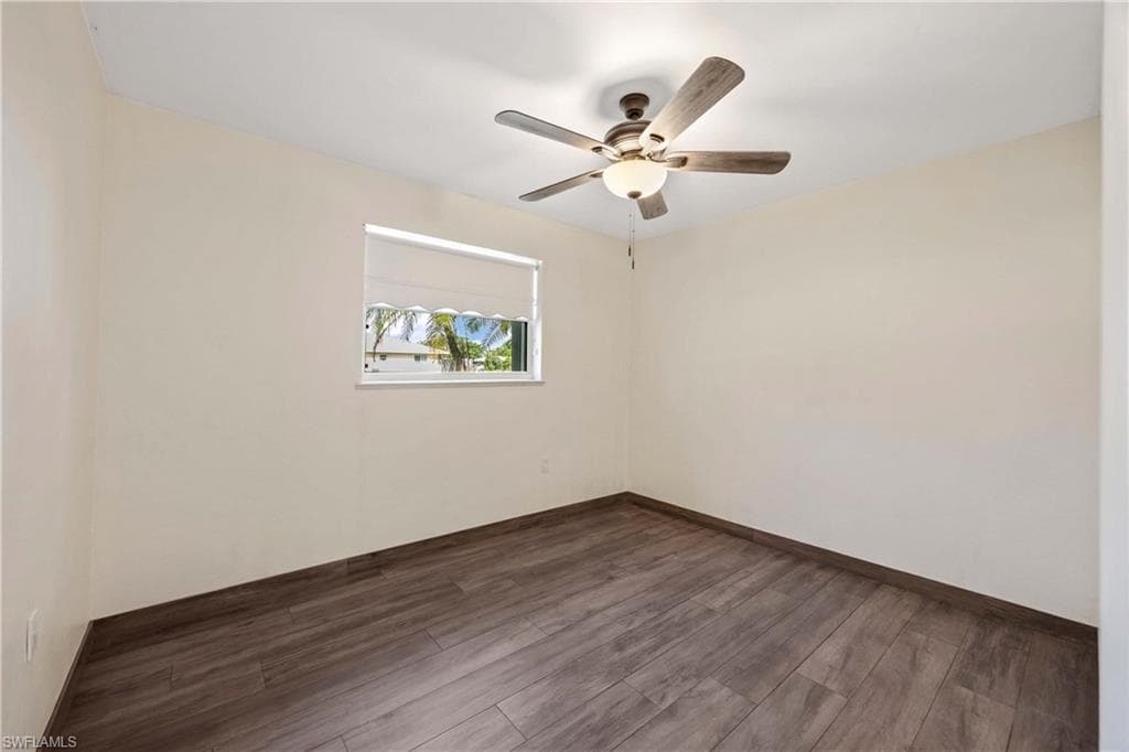 4656 Capri DR, NAPLES FL 34103-13