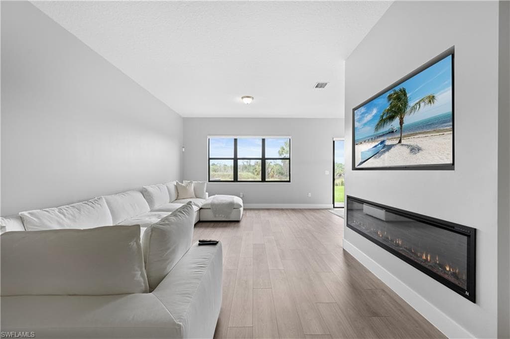 5653 Cassidy LN, AVE MARIA FL 34142-4