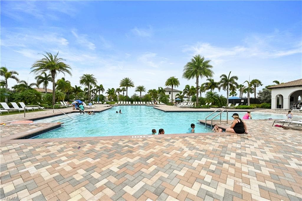 5653 Cassidy LN, AVE MARIA FL 34142-34