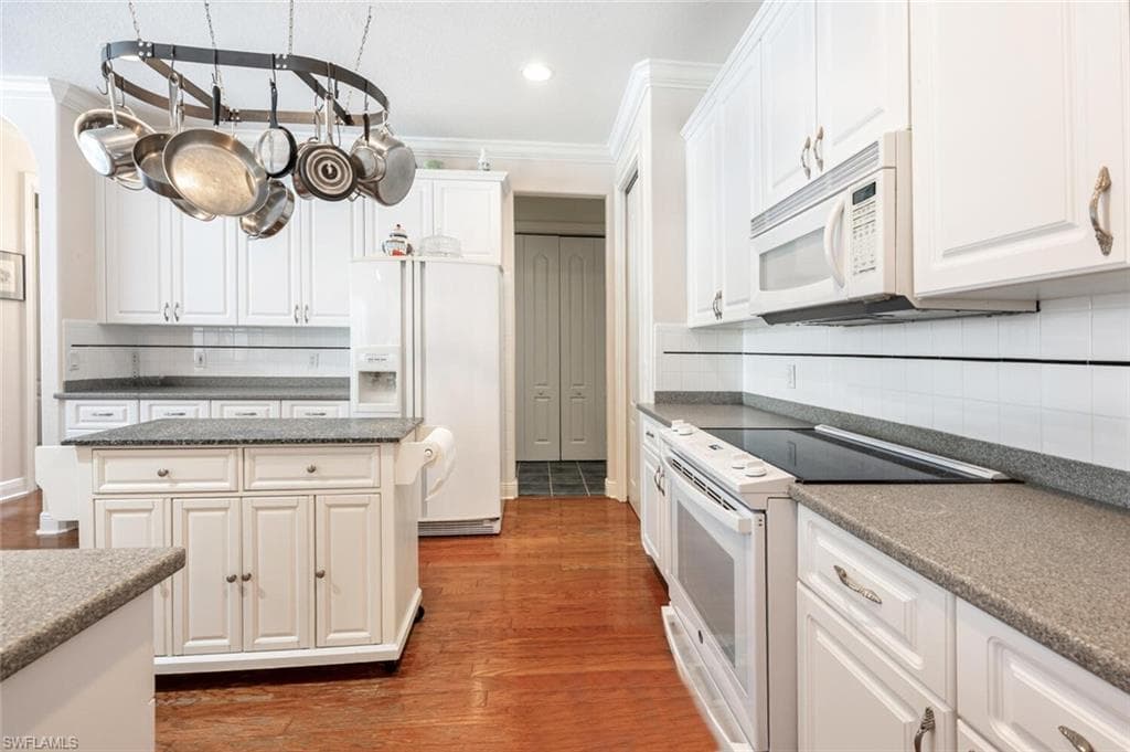 13915 Collier BLVD-16